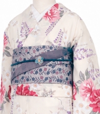 Examples of rental kimono